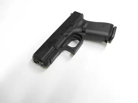 Glock 19 GEN 5 9x19mm taskuase - Itselataavat pistoolit - 059010GEN5 - 2